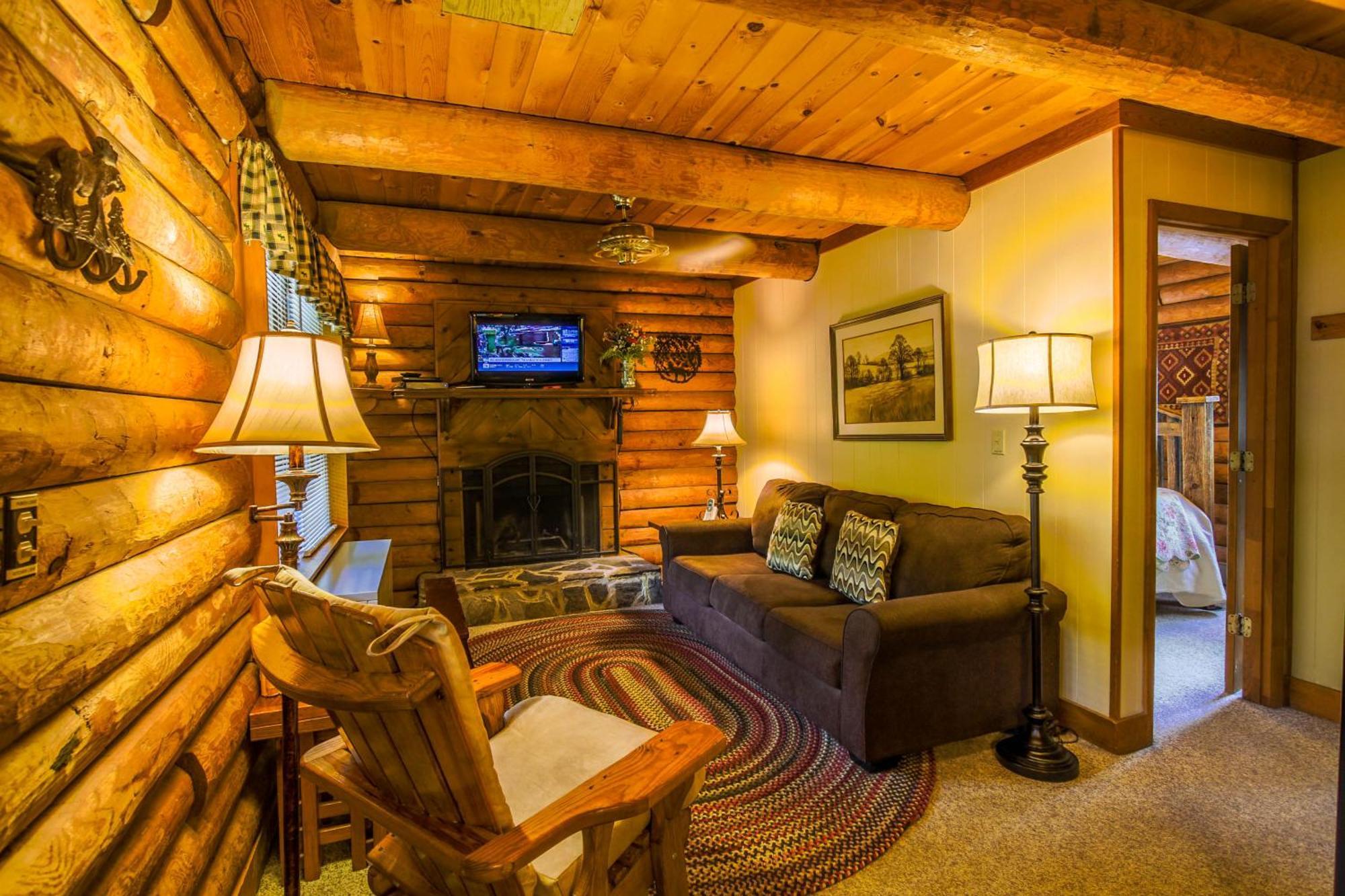 Mountainaire Inn And Log Cabins 布洛英罗克山 外观 照片